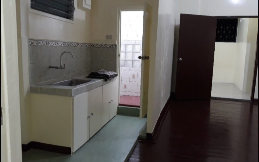 House and Lot for Rent in F. Manalo St., Brgy. Pinagkaisahan, Cubao, Quezon City